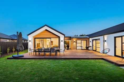 Photo of property in 30 Haughey Drive, Mairehau, Christchurch, 8052