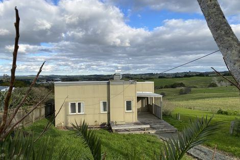 Photo of property in 110 Hurndall Street East, Maungaturoto, 0520
