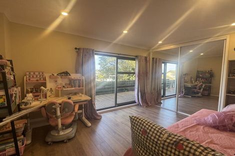 Photo of property in 2/18 Stanley Avenue, Milford, Auckland, 0620