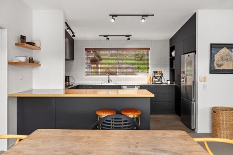 Photo of property in 35 Waikana Street, Broad Bay, Dunedin, 9014