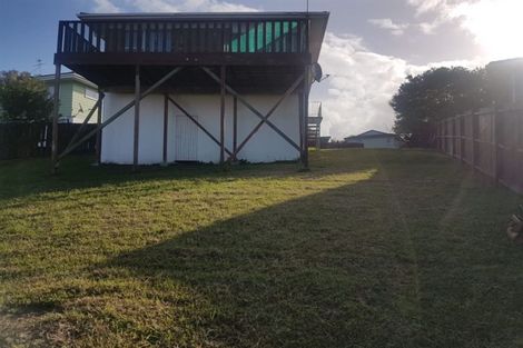 Photo of property in 84 Reynella Drive, Massey, Auckland, 0614