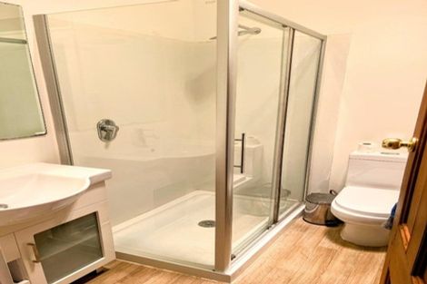 Photo of property in 2 Springfield Terrace, Kelburn, Wellington, 6012