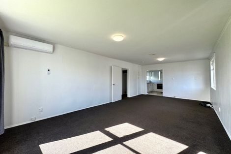 Photo of property in 26 Courtenay Crescent, Mangere East, Auckland, 2024