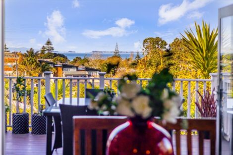 Photo of property in 2/22 Hastings Road, Mairangi Bay, Auckland, 0630