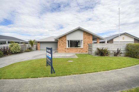 Photo of property in 25 Pegasus Place, Kelvin Grove, Palmerston North, 4414