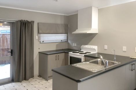 Photo of property in 24 Phillips Street, Sanson, 4817