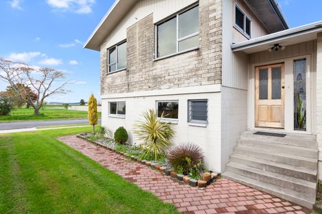 Photo of property in 25 Rata Avenue, Edgecumbe, 3120