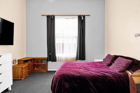 Photo of property in 82 Union Street, Hawera, 4610