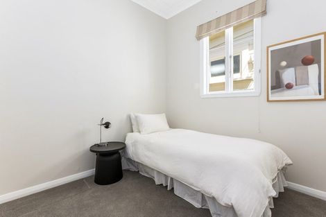 Photo of property in 69 Marine Parade, Eastbourne, Lower Hutt, 5013