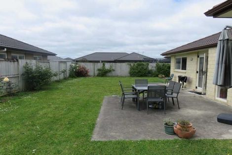 Photo of property in 64 Farringdon Avenue, Rototuna North, Hamilton, 3210