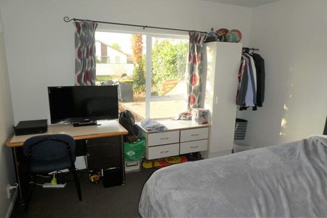Photo of property in 69 Parkstone Avenue, Ilam, Christchurch, 8041