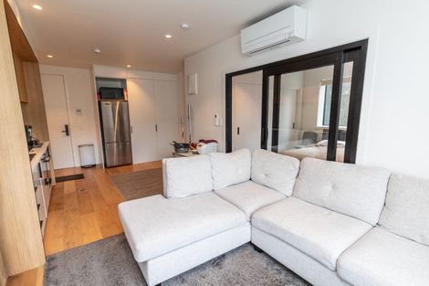 Photo of property in 2/62 Cambridge Terrace, Papatoetoe, Auckland, 2025