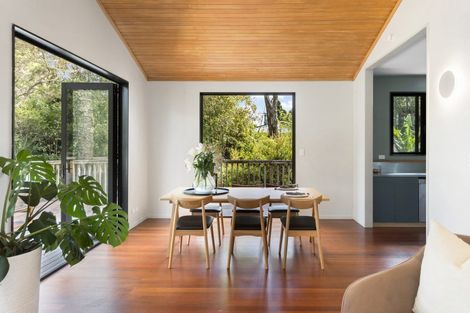 Photo of property in 53b Onedin Place, Titirangi, Auckland, 0604