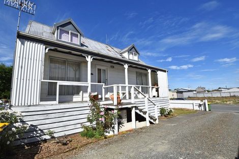 Photo of property in 3 Salisbury Street, Waikiwi, Invercargill, 9810