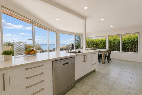 Photo of property in 4 Portal Place, Murrays Bay, Auckland, 0630