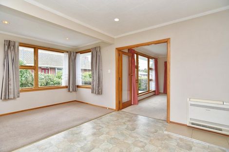 Photo of property in 77 Cutts Road, Russley, Christchurch, 8042