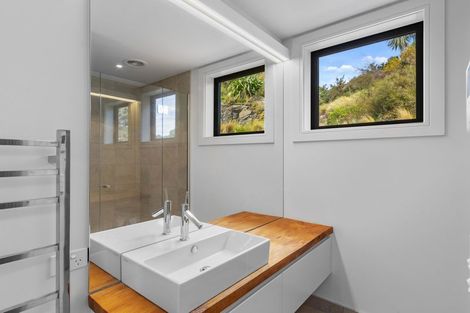 Photo of property in 8 Endeavour Place, Lyttelton, 8082