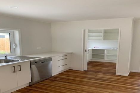 Photo of property in 73 Montgomery Crescent, Bader, Hamilton, 3206