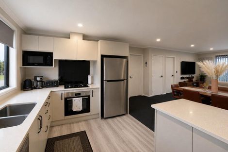 Photo of property in 42 Te Kauwhata Road, Te Kauwhata, 3710