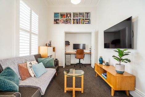 Photo of property in 6 Shoal Bay Road, Devonport, Auckland, 0624