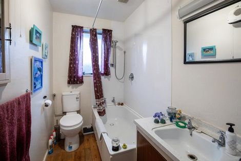 Photo of property in 2/71 Hills Road, Edgeware, Christchurch, 8013