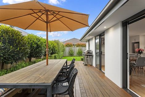 Photo of property in 12 Brantholme Place, Rangiora, 7400