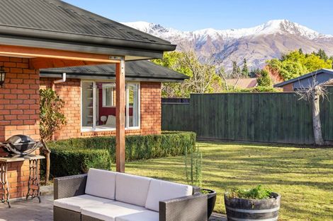 Photo of property in 92 Mount Iron Drive, Wanaka, 9305