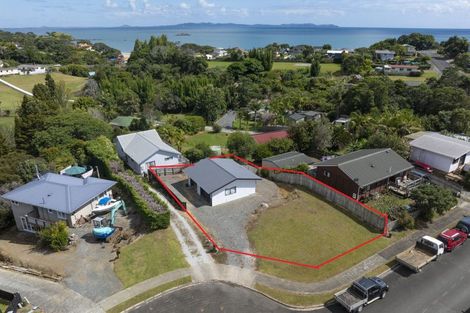 Photo of property in 41 Paradise Road, Coopers Beach, 0420