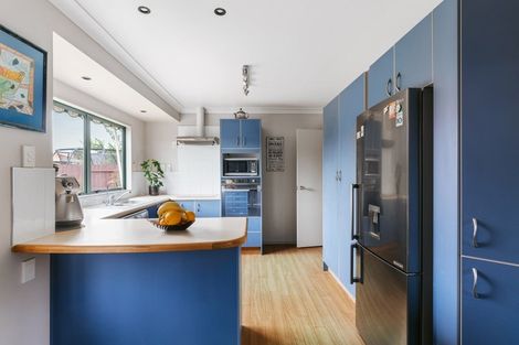 Photo of property in 15 Andalusian Place, Papamoa Beach, Papamoa, 3118