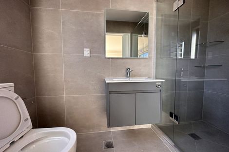 Photo of property in 10 Ware Place, Pakuranga Heights, Auckland, 2010