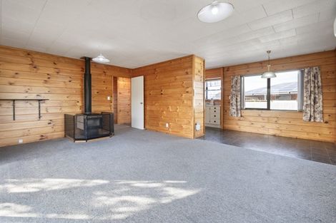 Photo of property in 37 Pukepapa Road, Marton, 4710