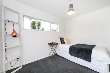 Photo of property in 3 Ferry Street, Foxton Beach, Foxton, 4815