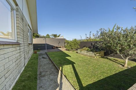 Photo of property in 27a Norwich Avenue, Spotswood, New Plymouth, 4310