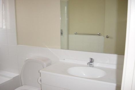 Photo of property in 55 Tiri Tiri Road, Birkdale, Auckland, 0626