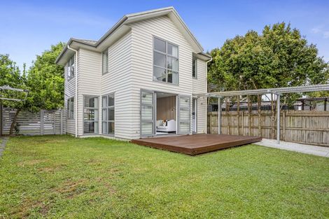 Photo of property in 202 Porchester Road, Takanini, 2112