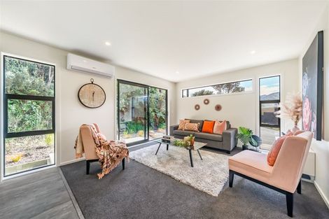 Photo of property in 11 Hastings Grove, Wainuiomata, Lower Hutt, 5014