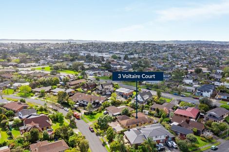 Photo of property in 3 Voltaire Court, Botany Downs, Auckland, 2010