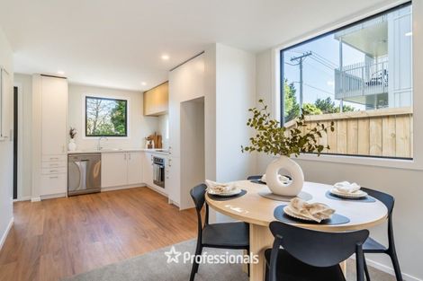 Photo of property in 137 Cambridge Terrace, Fairfield, Lower Hutt, 5011