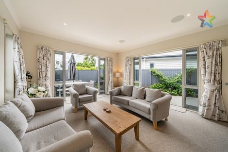 Photo of property in 8c Glen Iris Grove, Woburn, Lower Hutt, 5010