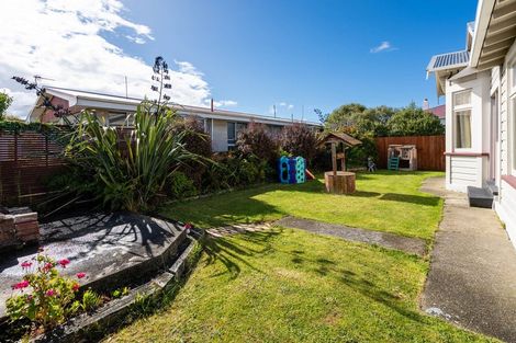 Photo of property in 76a Grove Street, Saint Kilda, Dunedin, 9012