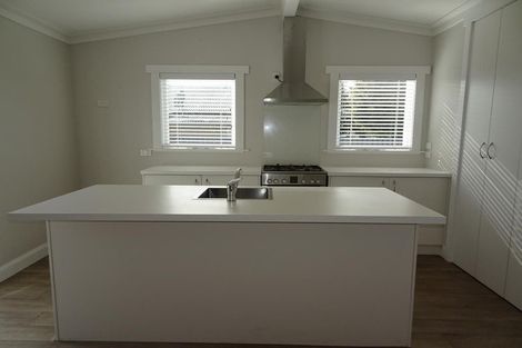 Photo of property in 93 Georges Drive, Napier South, Napier, 4110