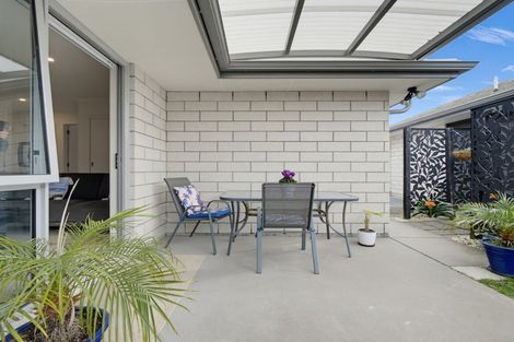 Photo of property in 27 Arrow Close, Papamoa, 3118