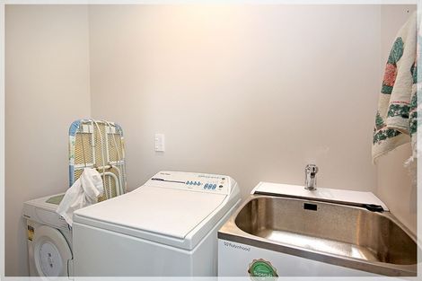 Photo of property in 27 Andrews Street, Foxton Beach, Foxton, 4815