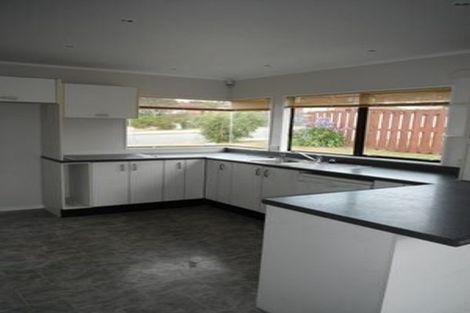 Photo of property in 24 Ashton Fitchett Drive, Brooklyn, Wellington, 6021