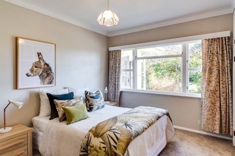 Photo of property in 128 Napier Road, Havelock North, 4130