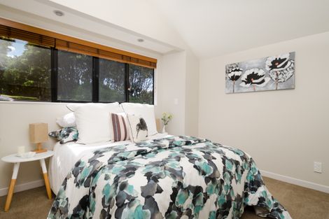 Photo of property in 81 Stoney Creek Drive, Waitakere, Henderson, 0782