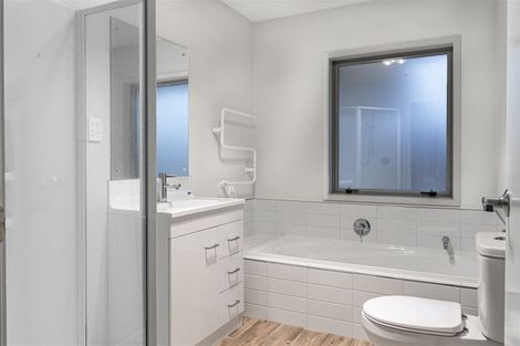 Photo of property in 317 Halswell Junction Road, Halswell, Christchurch, 8025