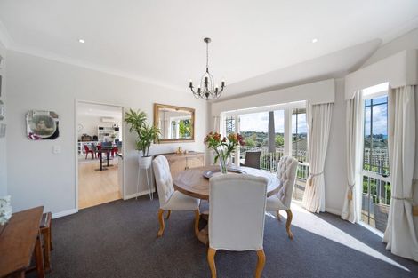 Photo of property in 19 Evelyn Road, Cockle Bay, Auckland, 2014