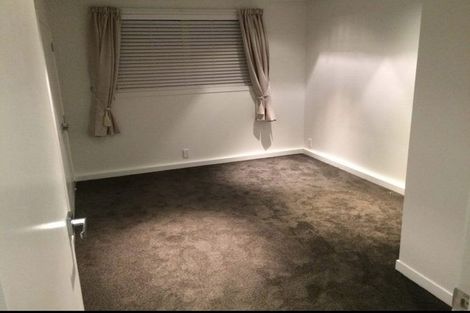 Photo of property in 73 Pine Avenue, Henderson, Auckland, 0612