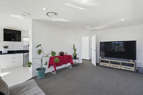 Photo of property in 108 Makarini Street, Paraparaumu, 5032